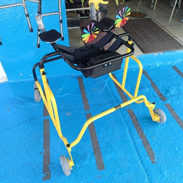 OU486   Andadera PCI