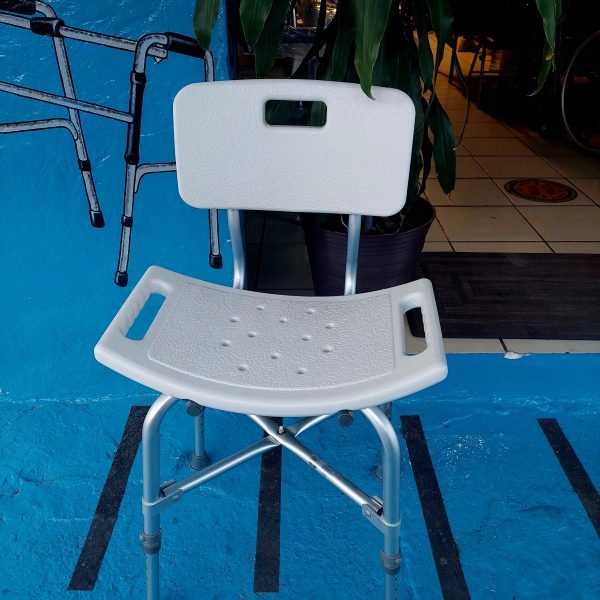 OU468  Silla Ducha Extra Ancho Reforzada